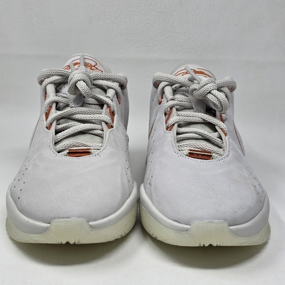 Nike LeBron XXI 21 Akoya Light Bone Campfire Shoes FV2345-001 Size 8.5 B-GRADE